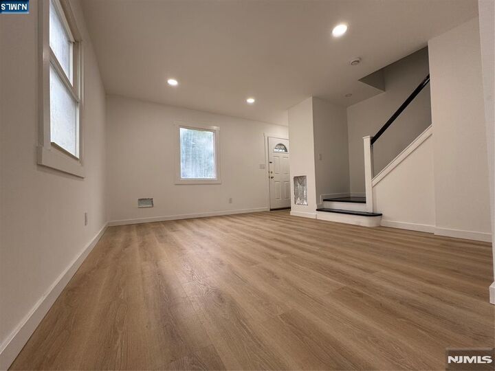 Property Photo:  235 Windsor Avenue  NJ 07090 