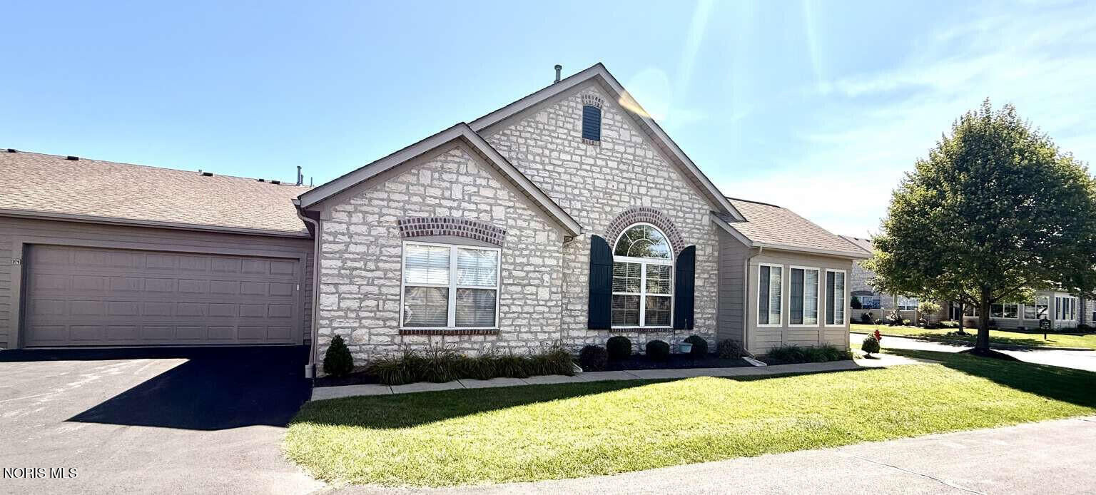 Property Photo:  2835 N Canterbury Circle A  OH 43452 