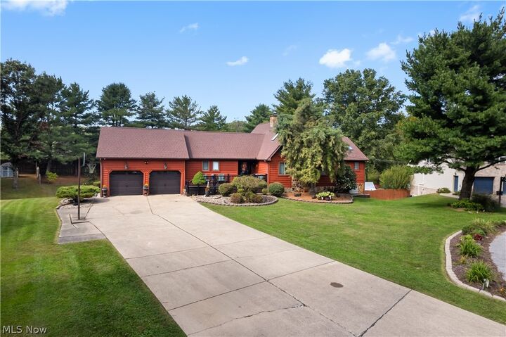 Property Photo:  389 Meadowland Drive  WV 26150 