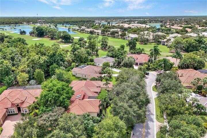 Property Photo: 8840 Mariposa Ct FL 34113