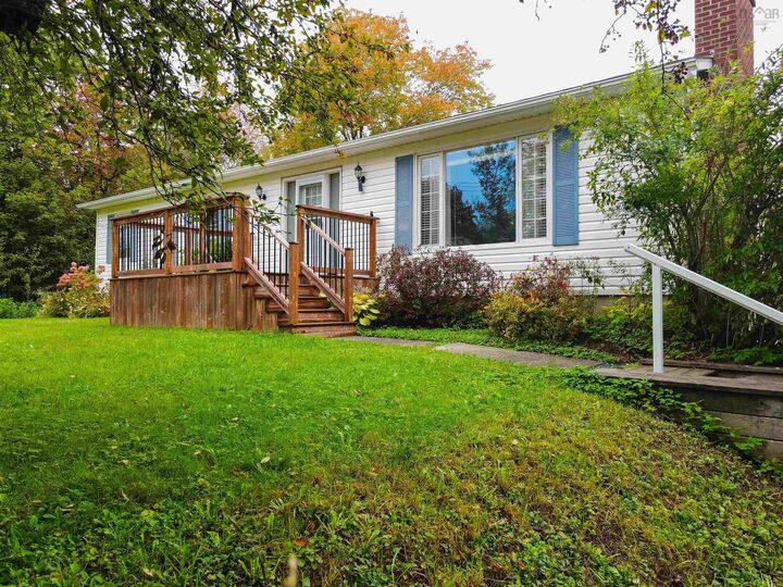 Property Photo: 273 Highway 1 NS B0N 1Z0