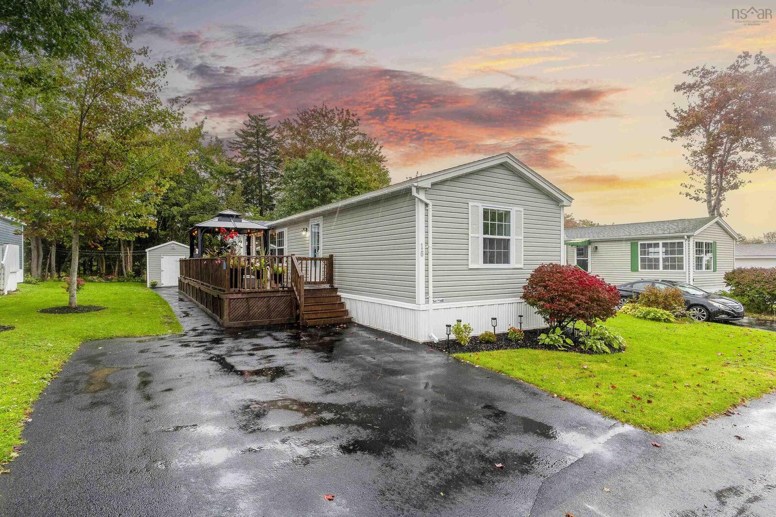 Property Photo:  16 First Street  NS B4B 1P8 
