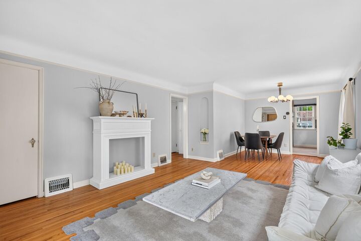 Property Photo:  4430 Oliver Avenue N  MN 55412 