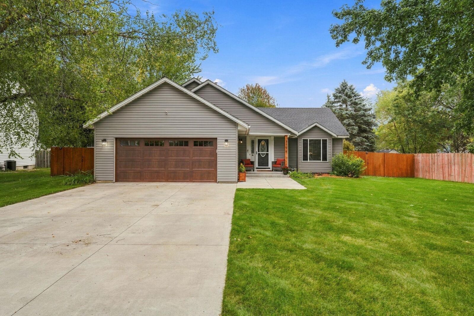 Property Photo: 7192 Jenner Alcove S MN 55016