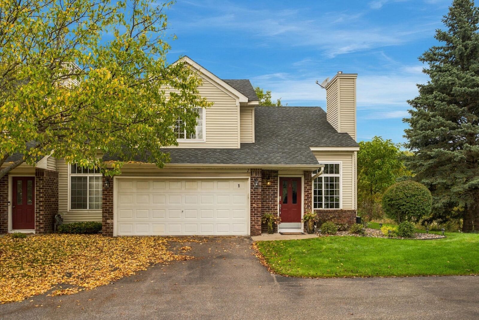 Property Photo:  4385 Merrimac Lane N 1  MN 55446 
