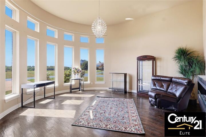 Property Photo:  198 N Beach Drive  LA 71111 