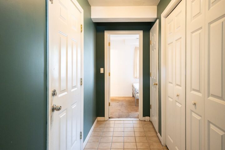 Property Photo:  18 Victoria Gdn A  MA 01701 
