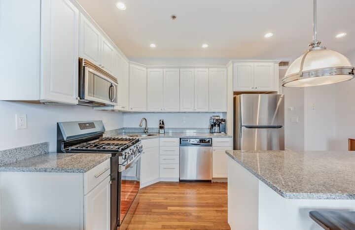 Property Photo:  134-136 W 9th St 7  MA 02127 