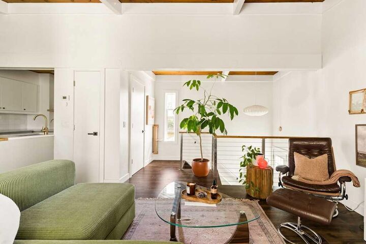 Property Photo:  11010 Bonaventure Drive SE 706  AB T2J 3A8 