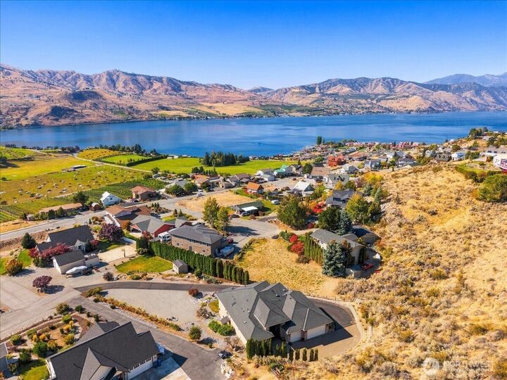 Property Photo:  305  Orchard View Drive  WA 98816 