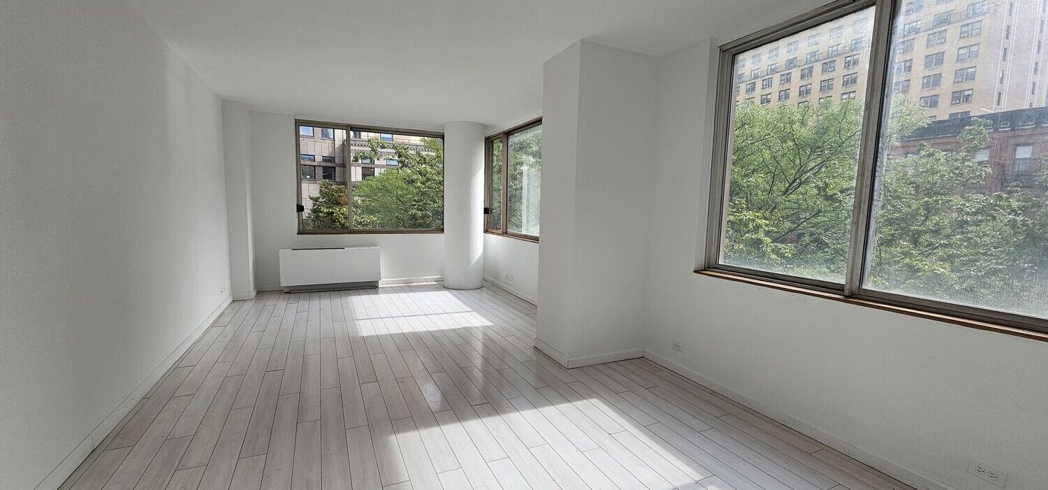 Property Photo:  350 W 50th Street 4K  NY 10019 