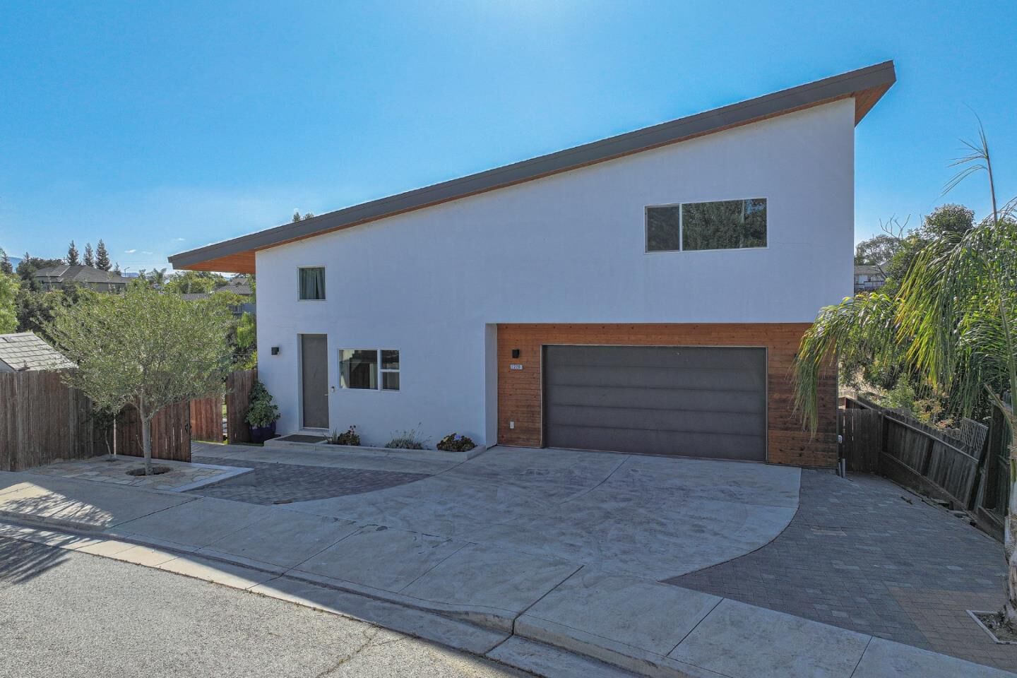 Property Photo: 1220 Mulberry Street CA 95023
