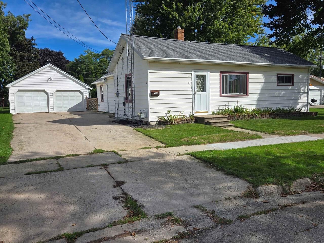 Property Photo:  554 Scott Street  WI 54971 