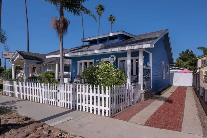 Property Photo:  426 N Gertruda Avenue  CA 90277 