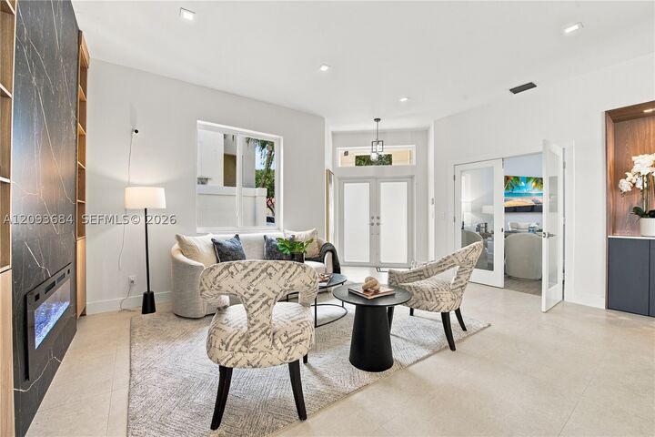 Property Photo: 16012 Opal Creek Dr FL 33331