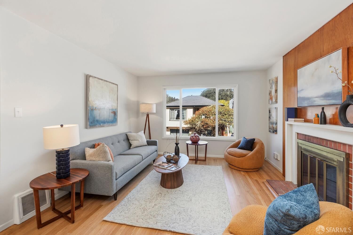 Property Photo: 136 Dellbrook Avenue CA 94131