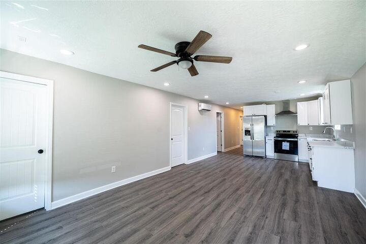 Property Photo:  820 Miller St Street  LA 70663 