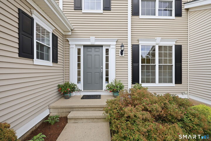Property Photo:  82 Barkledge Drive 82  CT 06111 