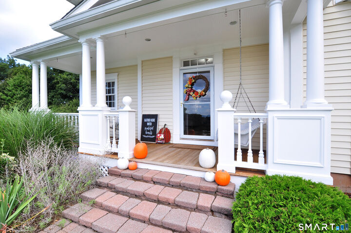Property Photo:  136 Village Gate Drive  CT 06489 