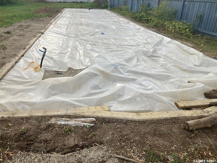 Property Photo:  218 4th Street N  SK S0E 1E0 