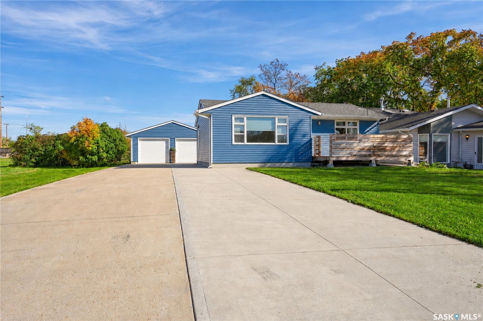 Property Photo:  1262 113th Street  SK S9A 2M2 