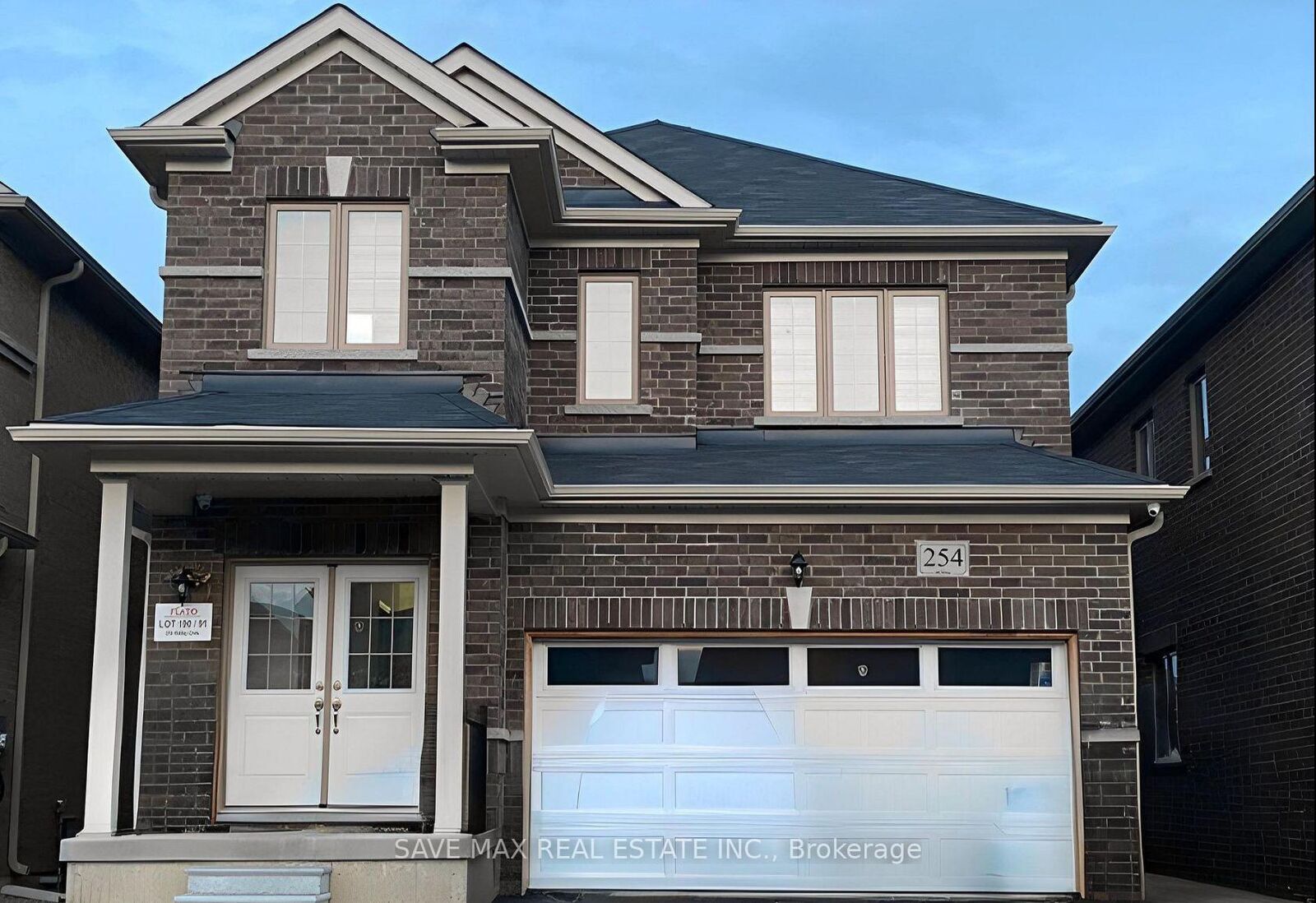 Property Photo: 254 Ridley Crescent ON N0C 1B0