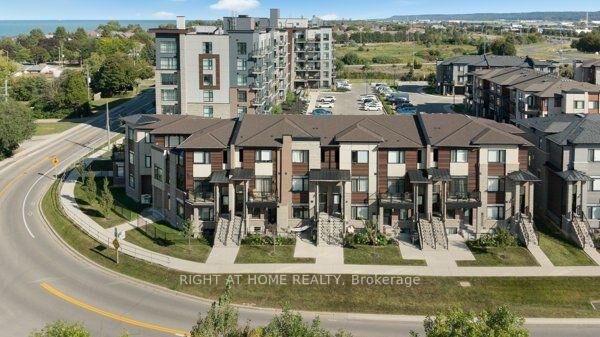 Property Photo:  590 North Service Road 5  ON L8E 0K5 