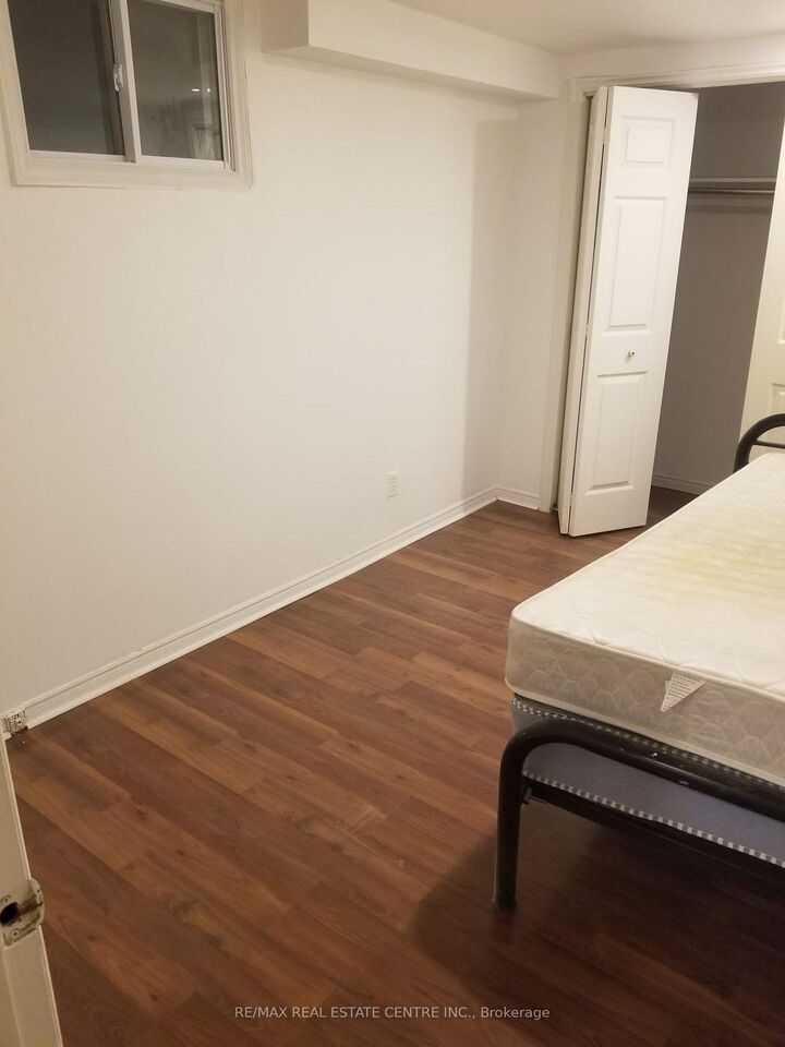Property Photo:  44 Fishery Road Basement  ON M1C 3R7 
