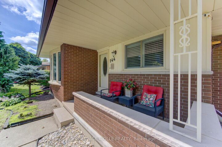 Property Photo: 144 Holborn Drive ON M2A 2E5