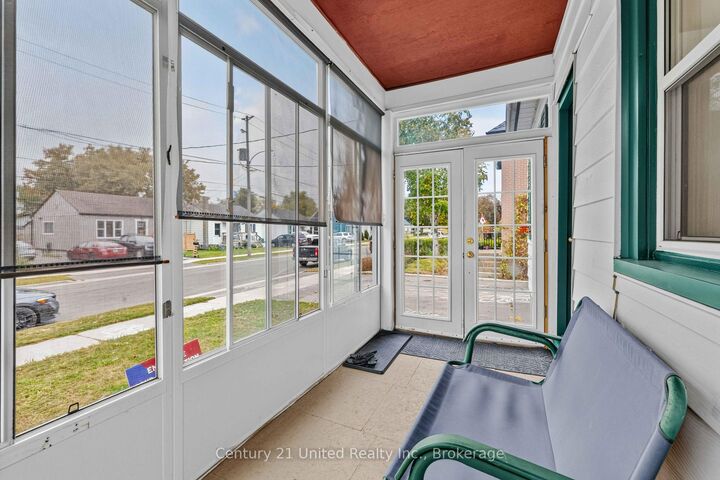 Property Photo:  528 Brioux Avenue  ON K9J 4G7 