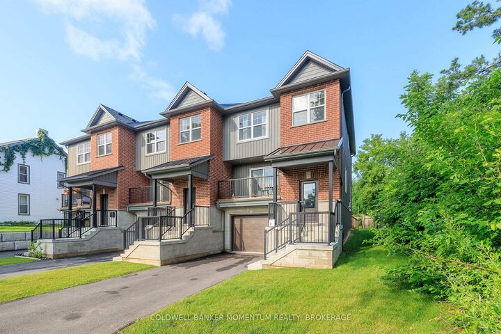 Property Photo:  153 B Moffatt Street B  ON L2P 2L7 