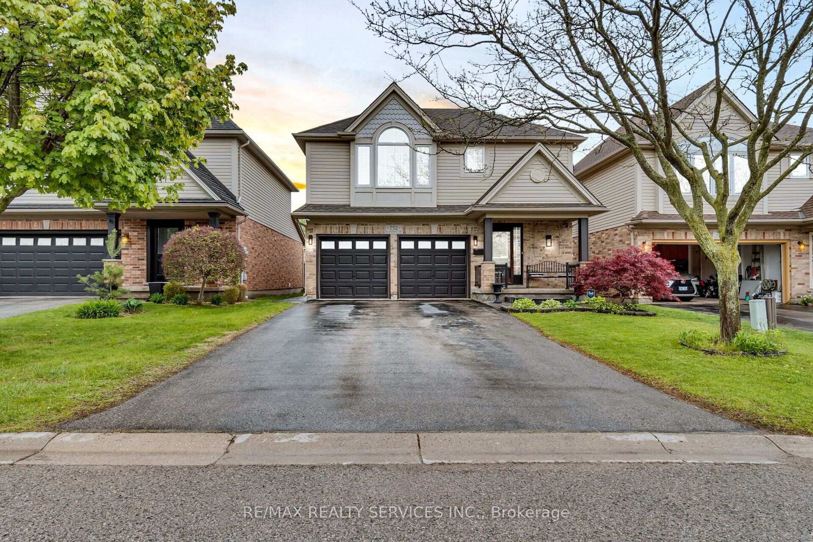 Property Photo:  752 North Leaksdale Circle  ON N6M 1M1 