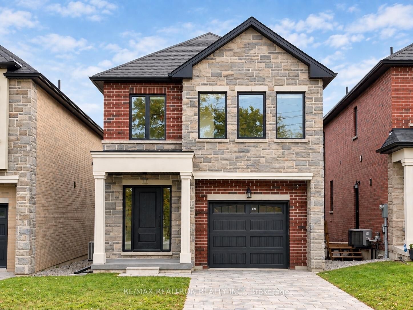Property Photo: 87 Chelliah Court ON M1B 0E7