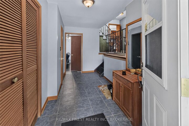 Property Photo: 525 Whites Road ON K8V 5P8
