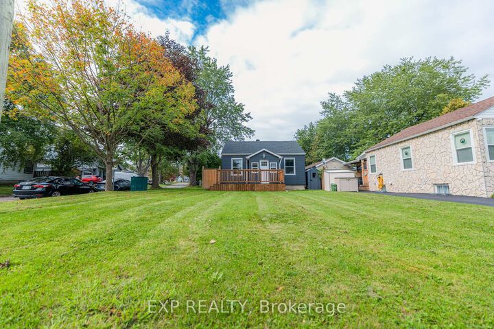 Property Photo:  18 Nelson Avenue  ON L1S 1Z7 