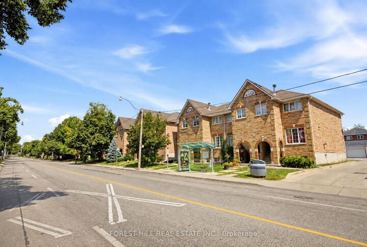 Property Photo:  1187 Lansdowne Avenue 1187L  ON M6H 3Z7 