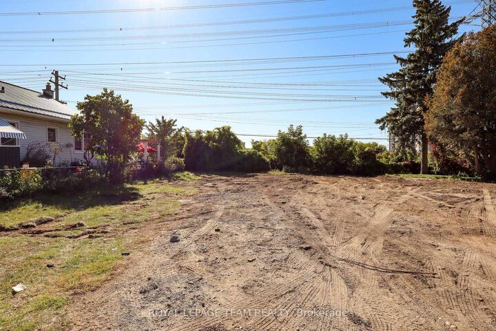 Property Photo:  Lot 121 Kitchener Avenue  ON K1V 6W5 