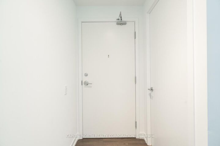 Property Photo:  898 Portage Parkway 2112  ON L4K 2M7 