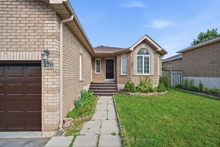 Property Photo:  126 Marsellus Drive  ON L4N 0E1 