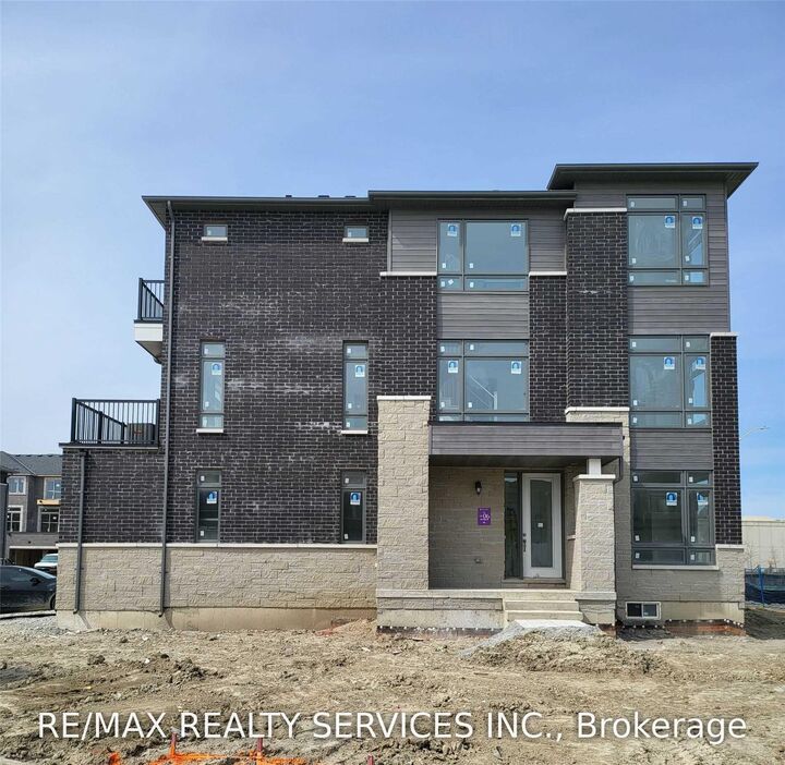 Property Photo:  625 Fogal Road  ON L6P 4P7 