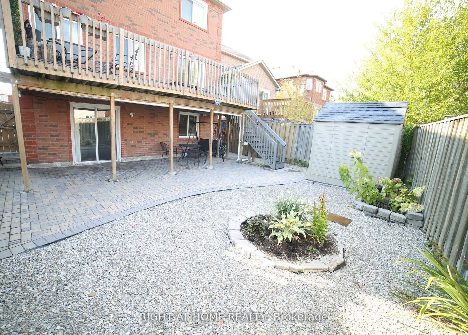Property Photo:  5260 Floral Hill-Basement Crescent  ON L5V 1V4 