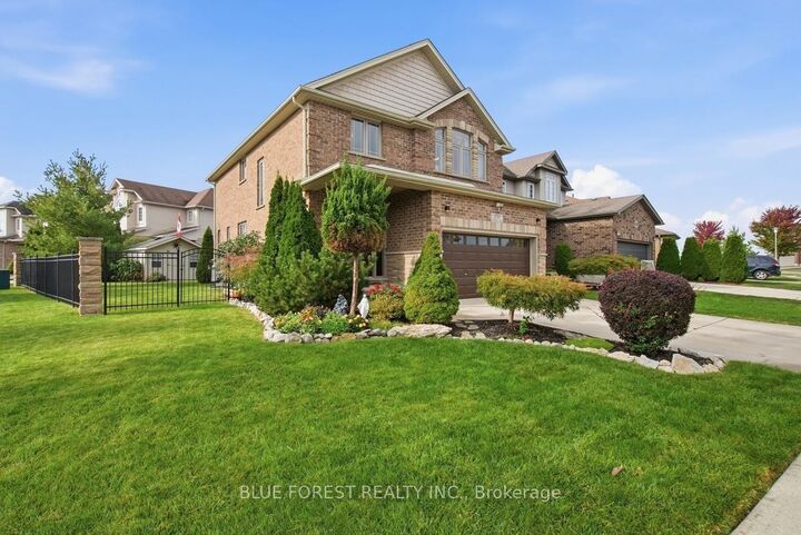 Property Photo:  1197 Cardinal Road  ON N6M 0C1 