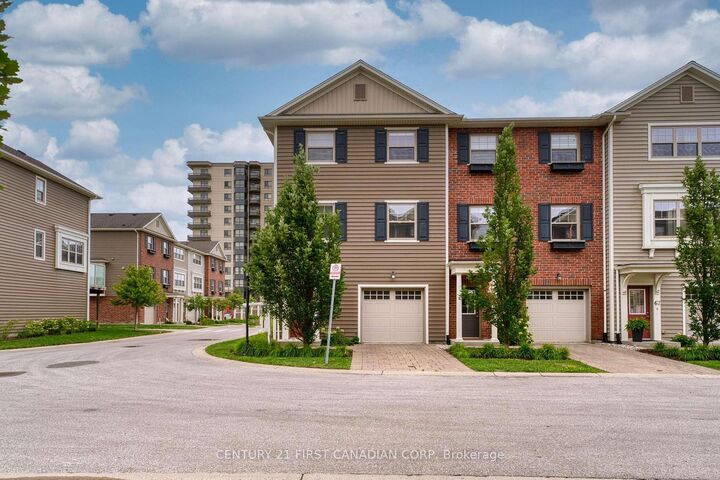 Property Photo: 1040 Coronation Drive 71 ON N6G 0R8