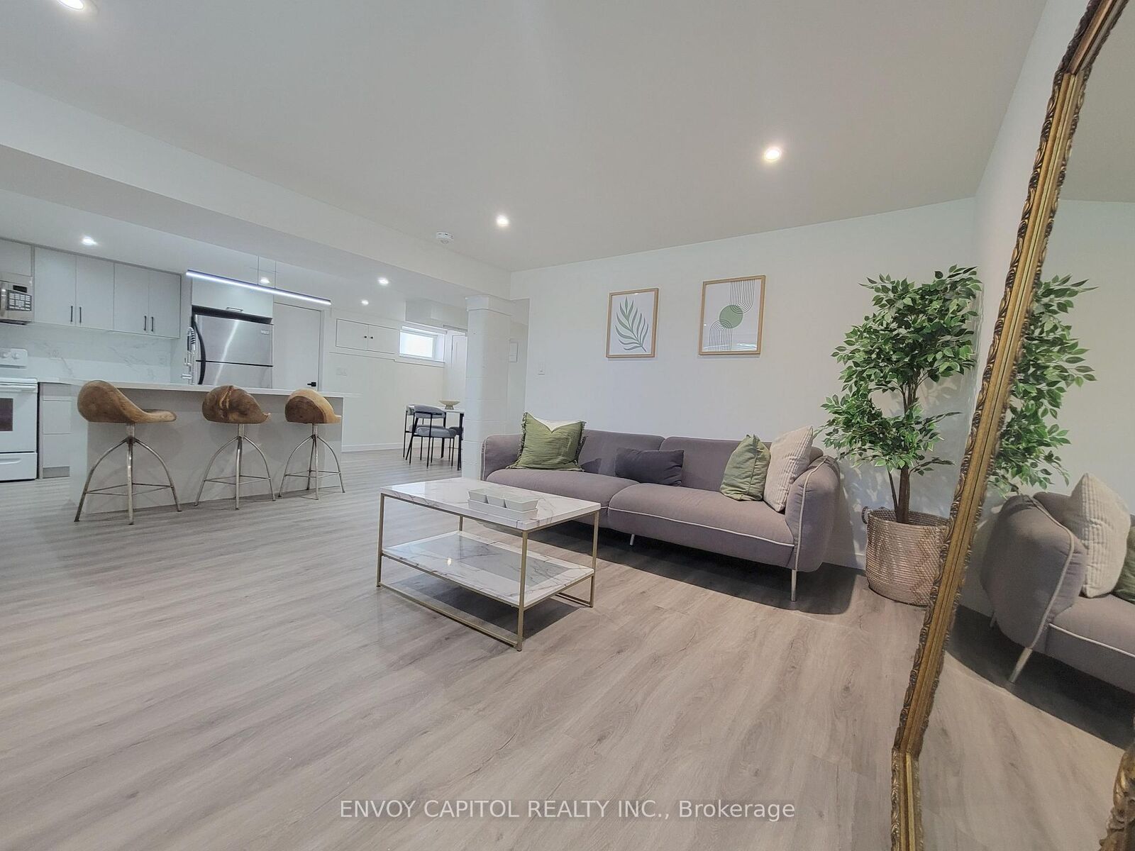 Property Photo: