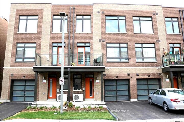 Property Photo:  34 Engel Street E  ON L4L 0G9 