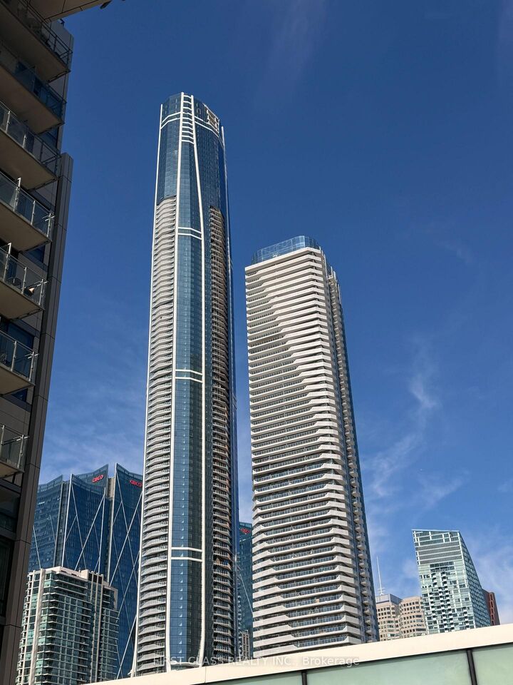 Property Photo: 39 Queens Quay E 625 ON M5E 0A5