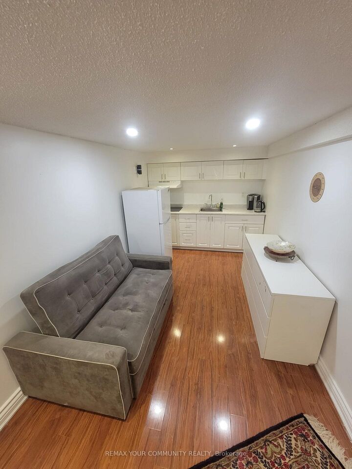 Property Photo: 47 Drumern Crescent ON L4C 5H9
