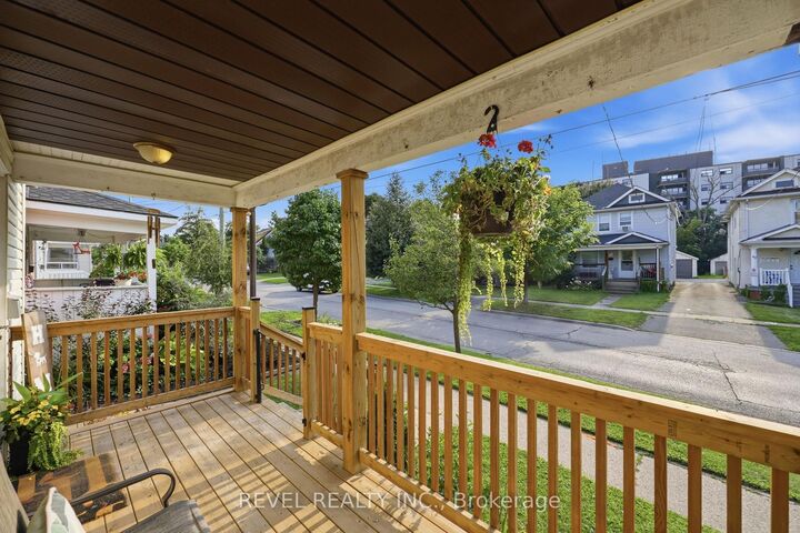Property Photo:  52 Berryman Avenue  ON L2R 3W9 