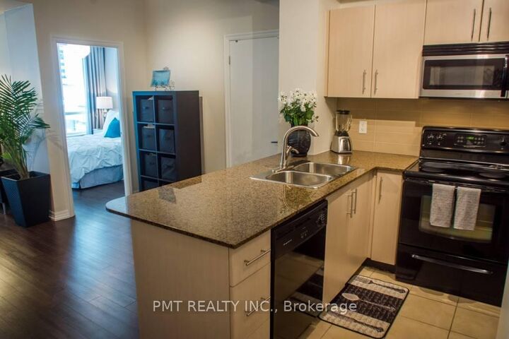 Property Photo:  12 Yonge Street 408  ON M5E 1Z9 