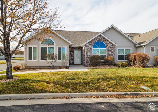 Property Photo: 3284 S Hunter Villa Ln W B UT 84128